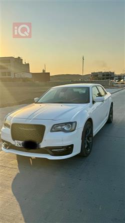 کرایسلەر 300